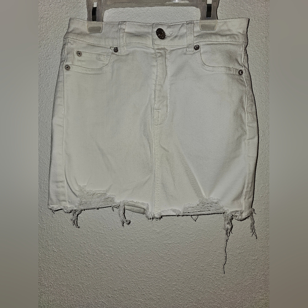 American Eagle White Hi-Rise Mini Denim Skirt Size 4
